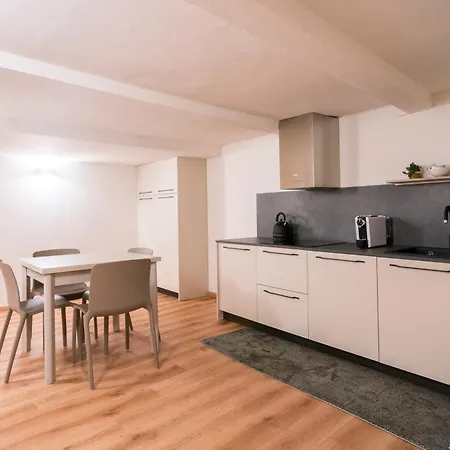 Apartamento - Croix-de-ville *