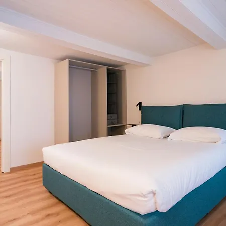 Apartamento - Croix-de-ville