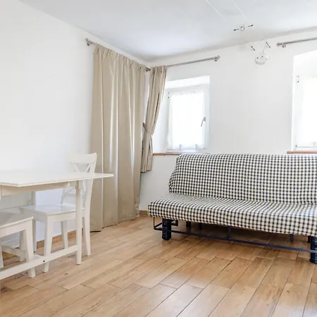 Apartamento - Croix-de-ville